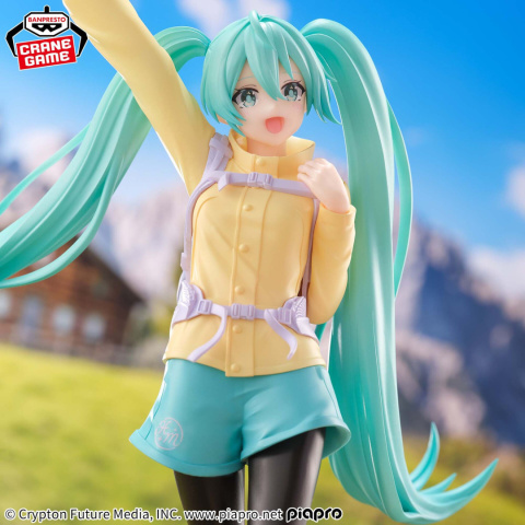 Hatsune Miku Holiday Memories - Mountain Climbing Hatsune Miku Holiday Memories - Mountain Climbing