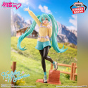 Hatsune Miku Holiday Memories - Mountain Climbing