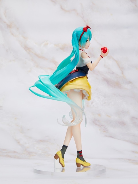 Hatsune Miku Wonderland Figure - Snow White Hatsune Miku Wonderland Figure - Snow White