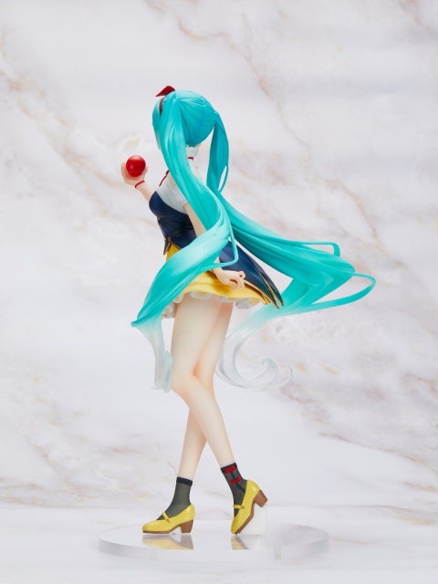 Hatsune Miku Wonderland Figure - Snow White Hatsune Miku Wonderland Figure - Snow White