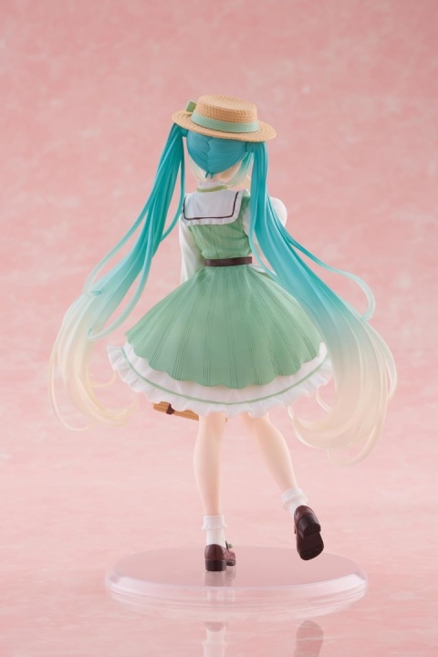 Hatsune Miku Figure - Fashion (Country Ver.) Hatsune Miku Figure - Fashion (Country Ver.)